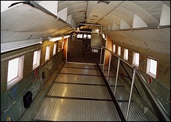 a_DC-3_innen.jpg