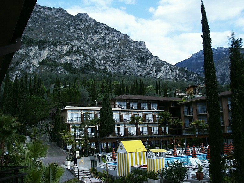 24-PICT0001.jpg