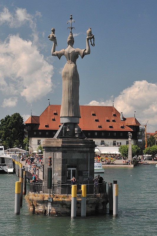 DSC_0051C.jpg