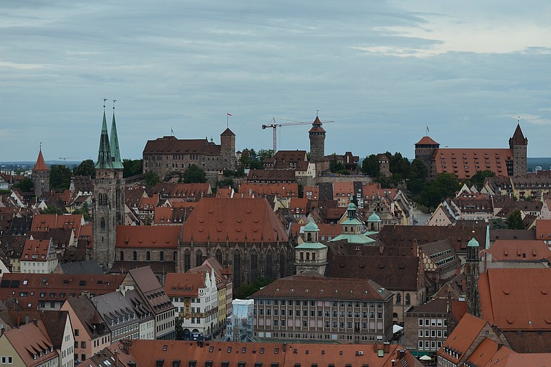 DSC_8040RAW.jpg