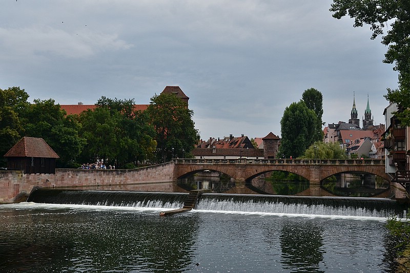 DSC_8123RAW.jpg