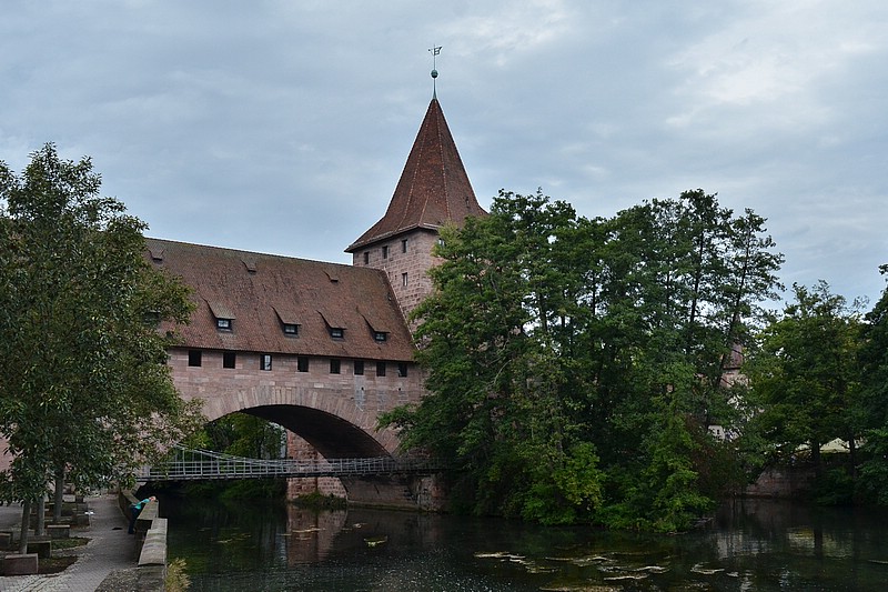 DSC_8126RAW.jpg
