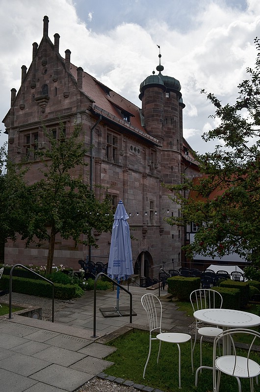 DSC_8305RAW.jpg