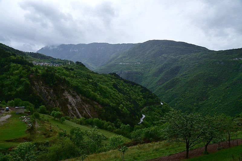 DSC_8587RAW.jpg
