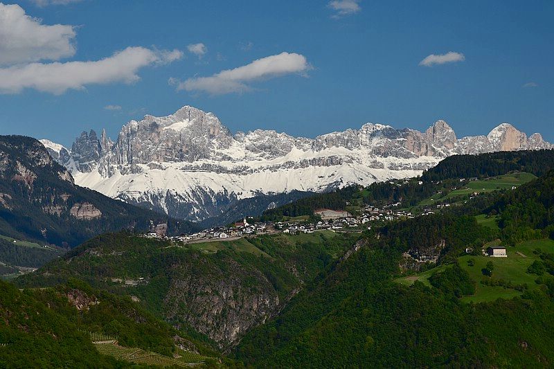 DSC_9097RAW.jpg