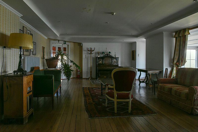 DSC_9114RAW.jpg